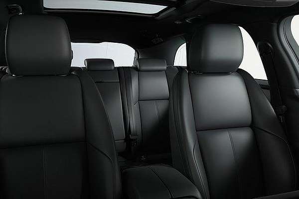 2024 Land Rover Range Rover Velar D300 Dynamic SE L560