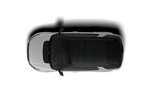 2025 Land Rover Discovery Sport P300e Dynamic SE L550