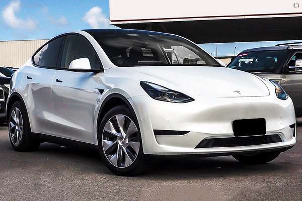 2022 Tesla Model Y Rear-Wheel Drive