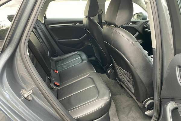 2015 Audi A3 Attraction 8V