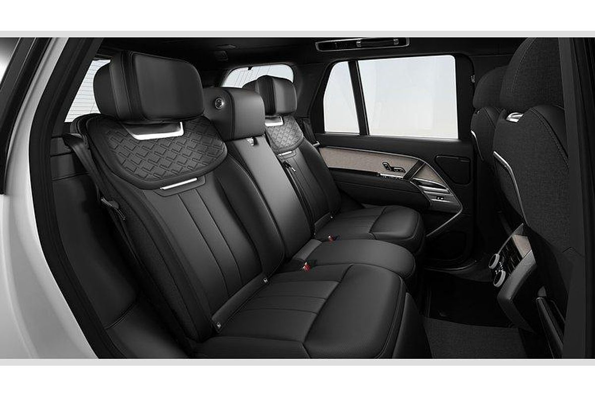 2025 Land Rover Range Rover P615 SV L460