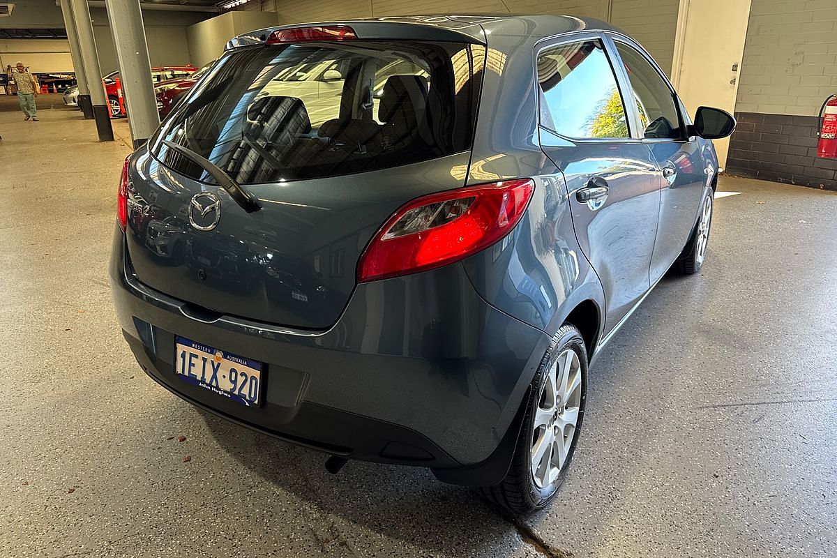 2013 Mazda 2 Neo Sport DE Series 2