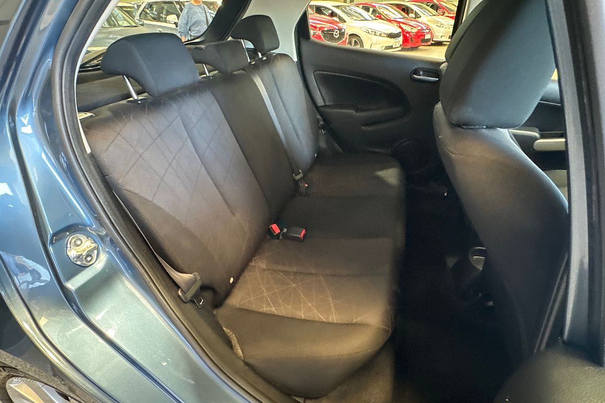 2013 Mazda 2 Neo Sport DE Series 2