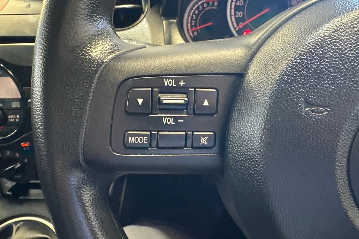 2013 Mazda 2 Neo Sport DE Series 2