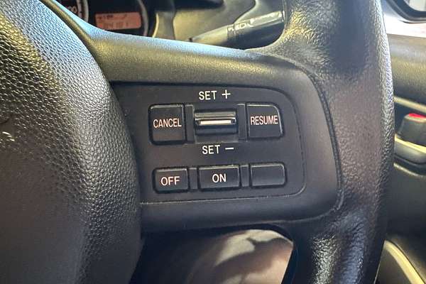 2013 Mazda 2 Neo Sport DE Series 2