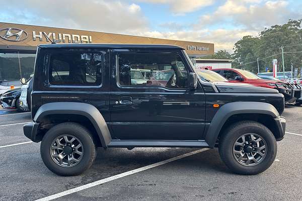 2023 Suzuki Jimny GLX GJ