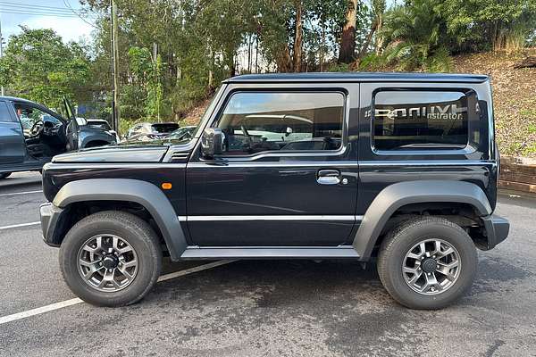 2023 Suzuki Jimny GLX GJ