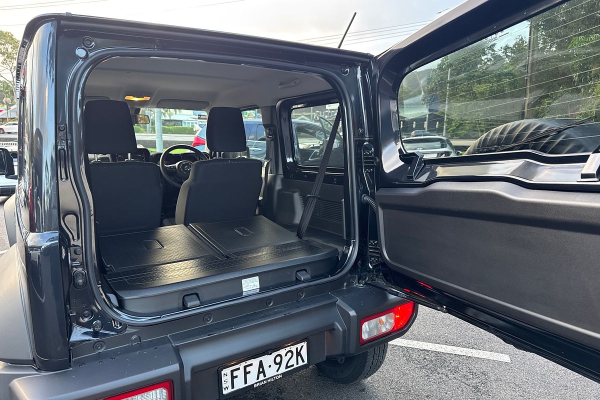2023 Suzuki Jimny GLX GJ
