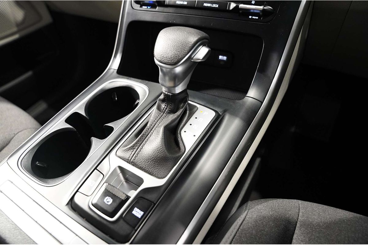 2022 Kia Carnival Si KA4