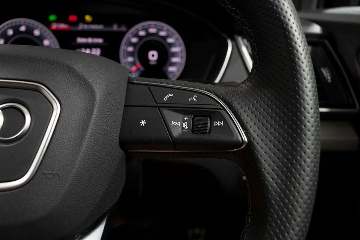 2024 Audi Q5 45 TFSI S line FY