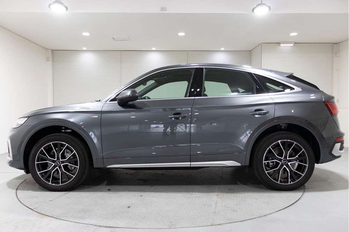 2024 Audi Q5 45 TFSI S line FY