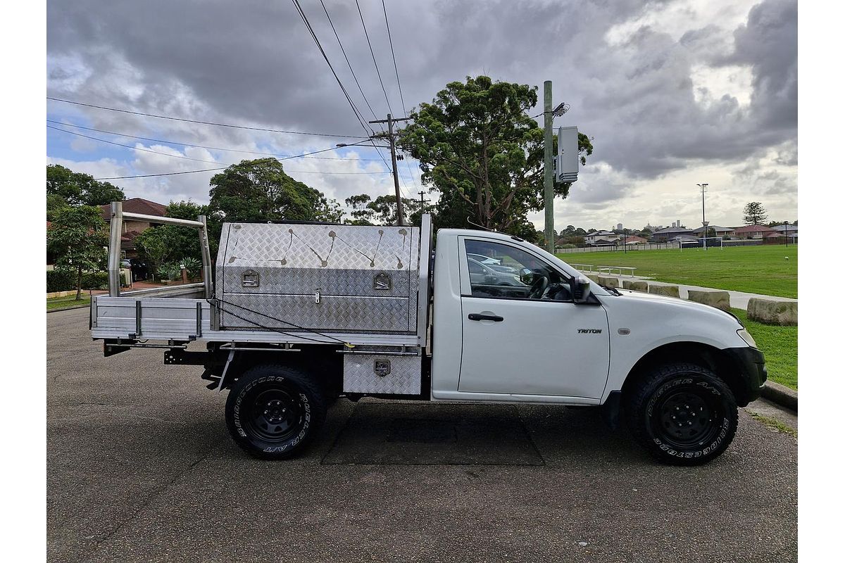 2010 Mitsubishi Triton GL MN Rear Wheel Drive