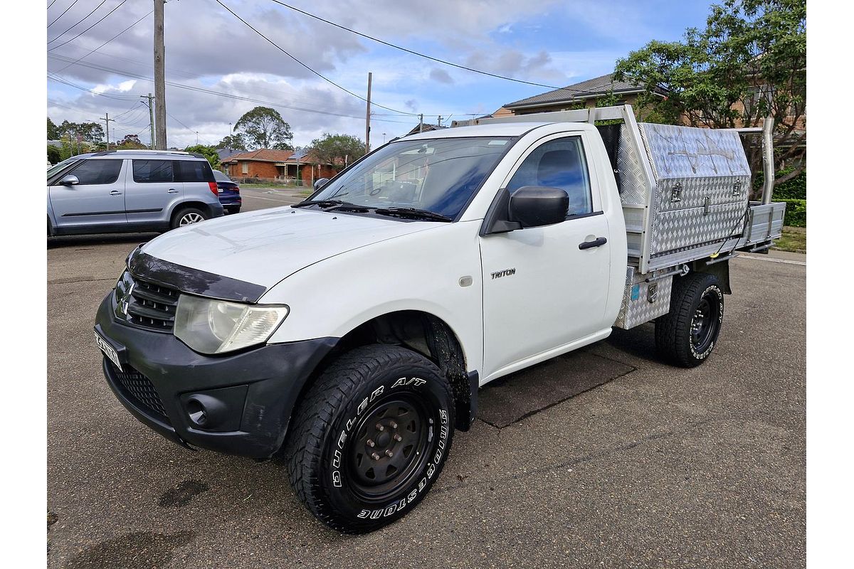 2010 Mitsubishi Triton GL MN Rear Wheel Drive