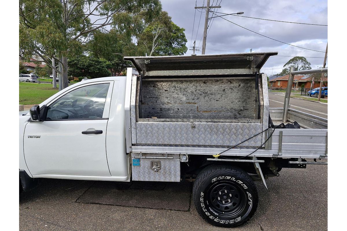2010 Mitsubishi Triton GL MN Rear Wheel Drive