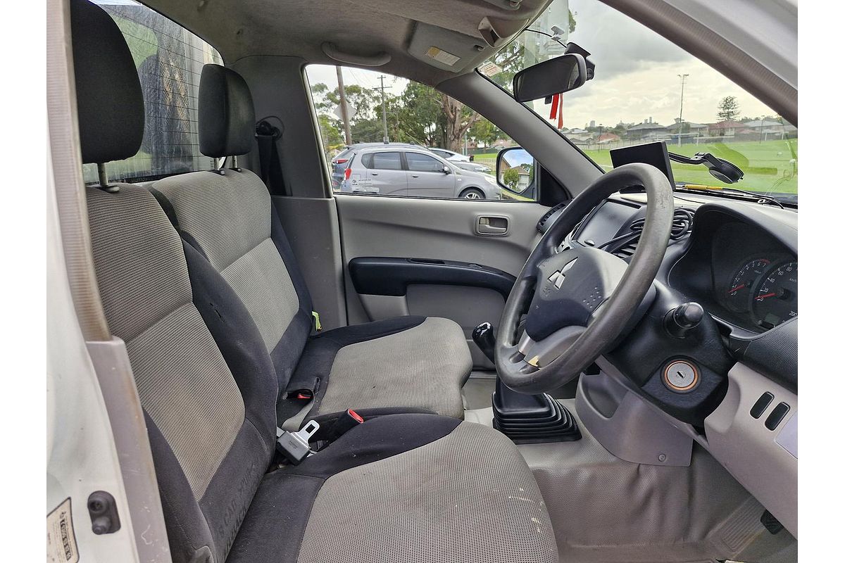 2010 Mitsubishi Triton GL MN Rear Wheel Drive