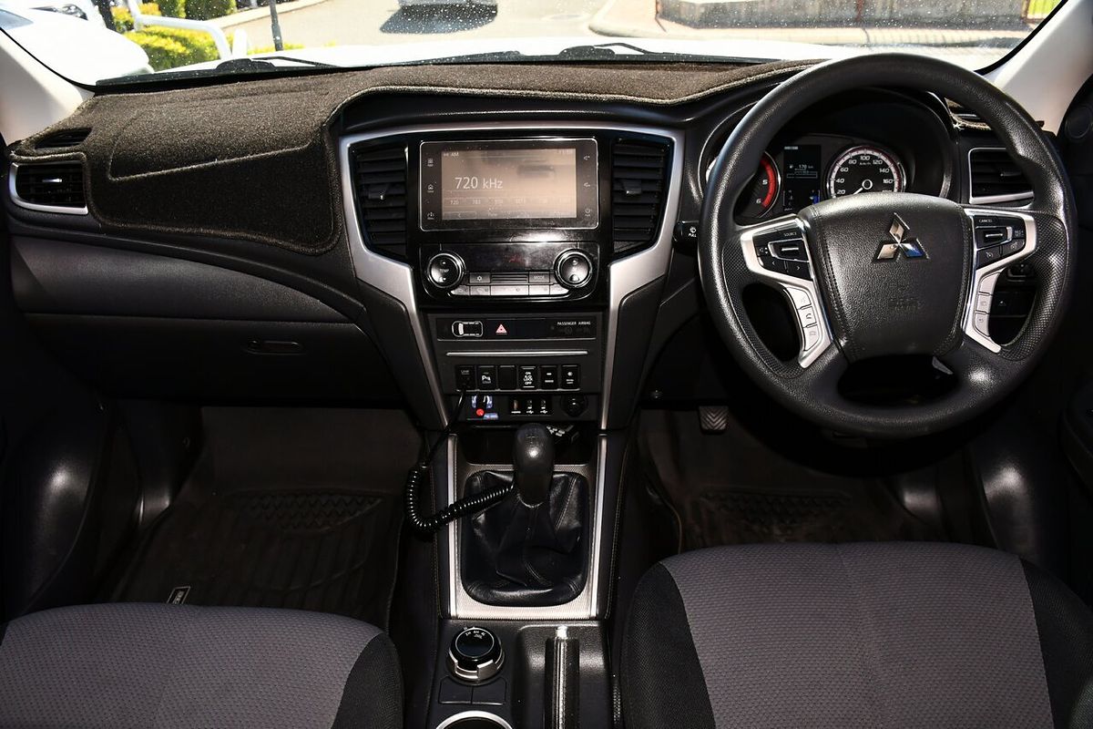 2019 Mitsubishi Triton GLX+ MR 4X4