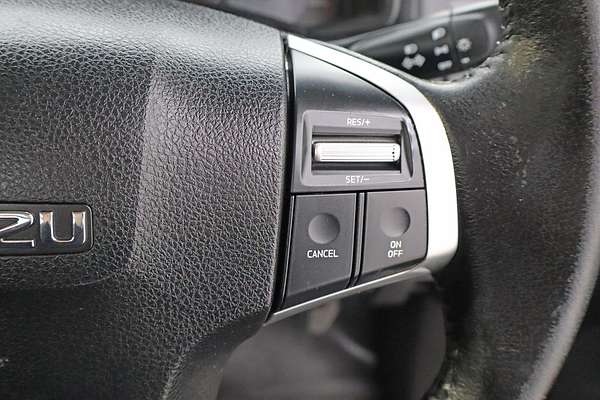 2017 Isuzu D-MAX SX High Ride Rear Wheel Drive