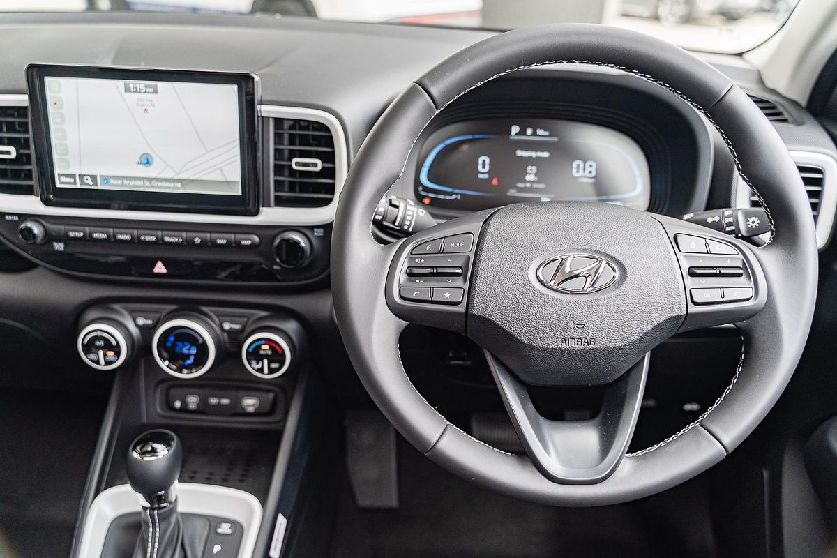 2025 Hyundai Venue Elite QX.V5