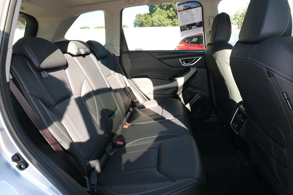 2024 Subaru Forester 2.5i-S S5