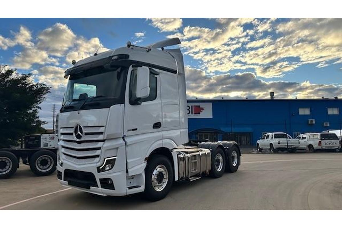 2024 Mercedes-Benz Actros 2663