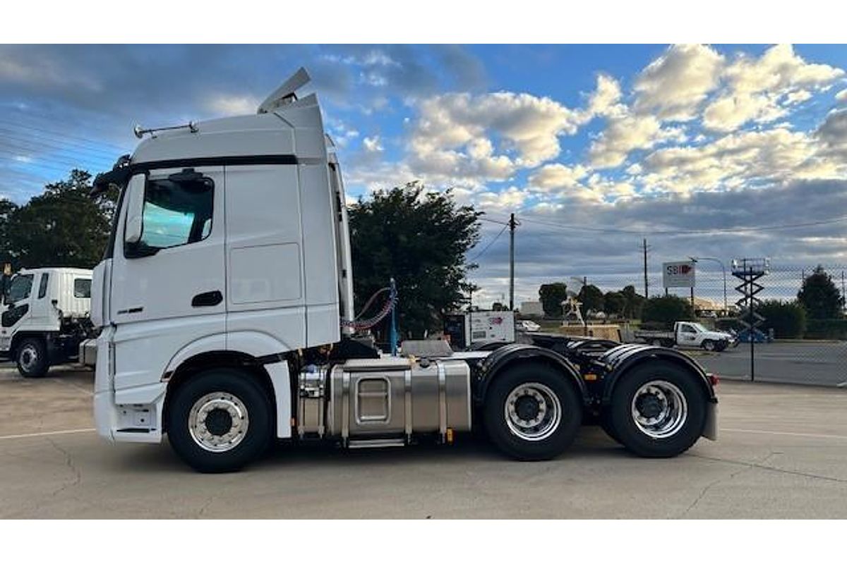 2024 Mercedes-Benz Actros 2663