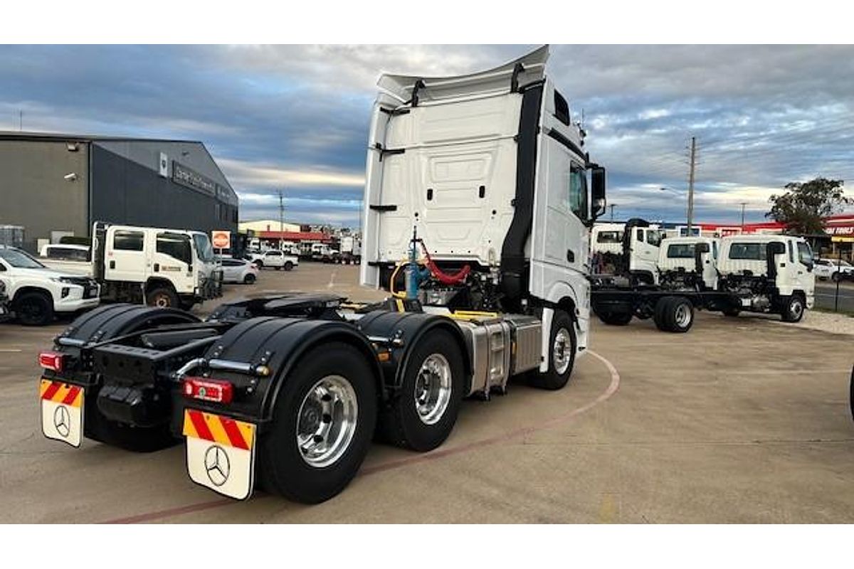 2024 Mercedes-Benz Actros 2663