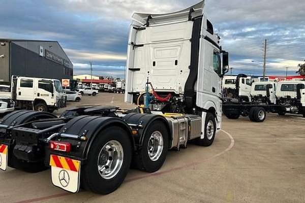 2024 Mercedes-Benz Actros 2663
