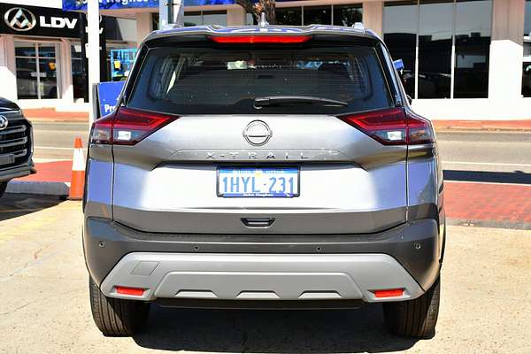 2024 Nissan X-TRAIL ST T33