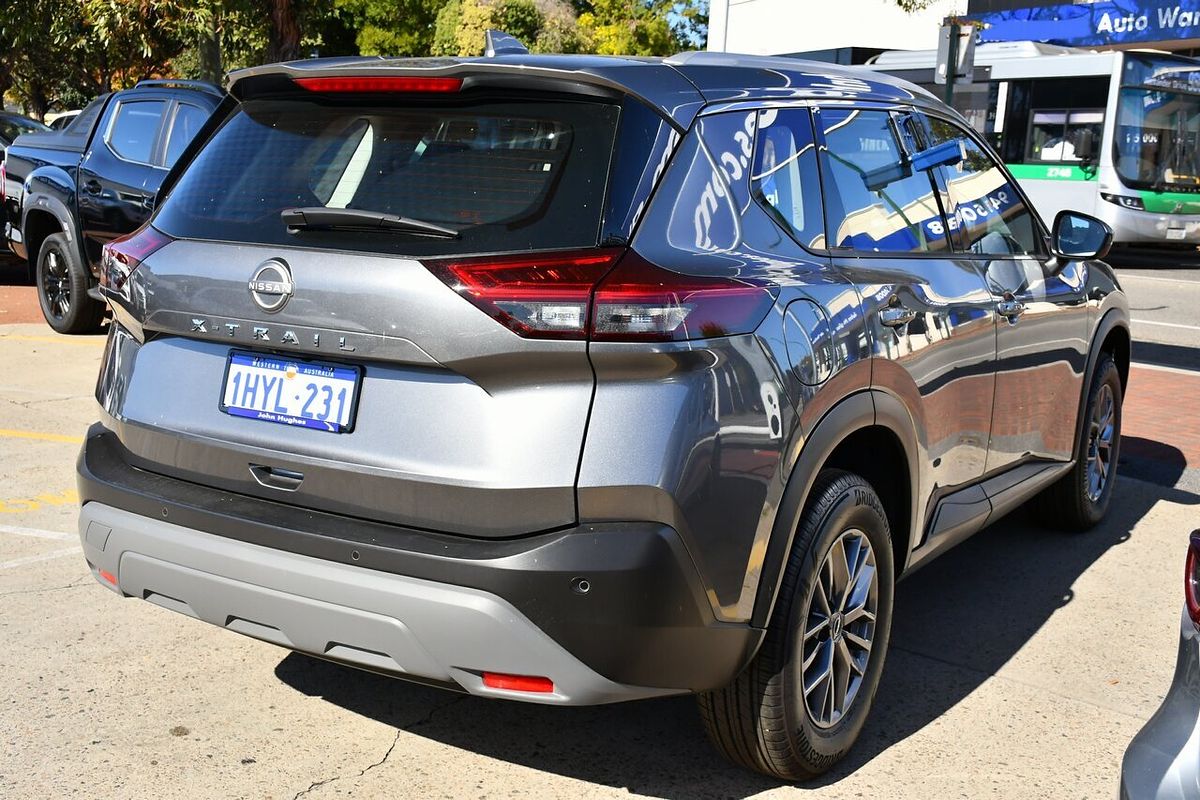 2024 Nissan X-TRAIL ST T33