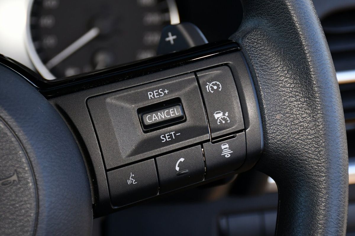 2024 Nissan X-TRAIL ST T33