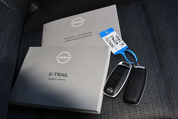 2024 Nissan X-TRAIL ST T33