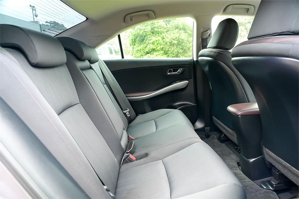 2013 Toyota Sai Hybrid AZK10