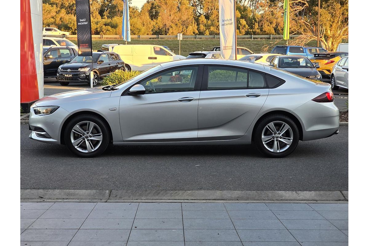 2020 Holden Commodore LT ZB