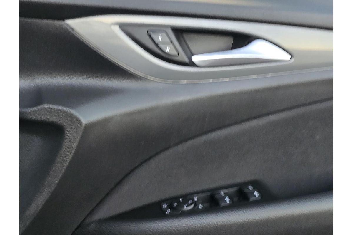 2020 Holden Commodore LT ZB