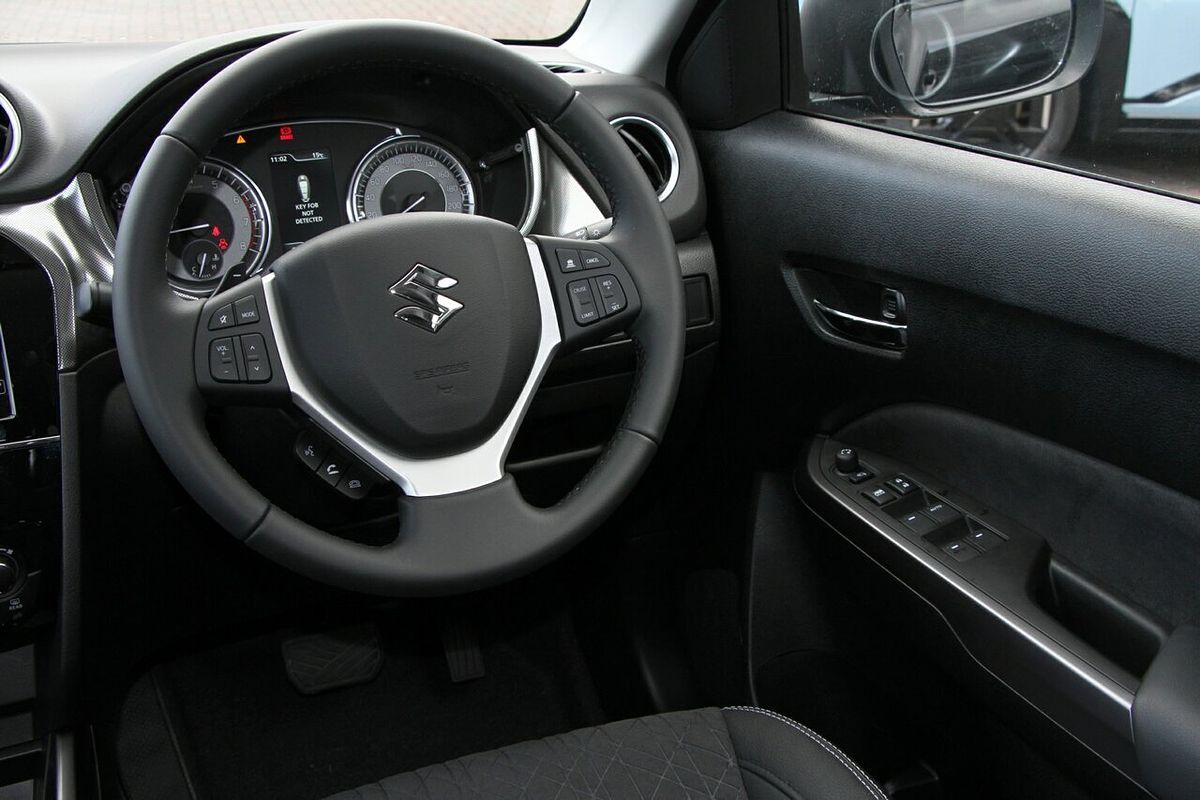 2023 Suzuki Vitara Turbo LY Series II