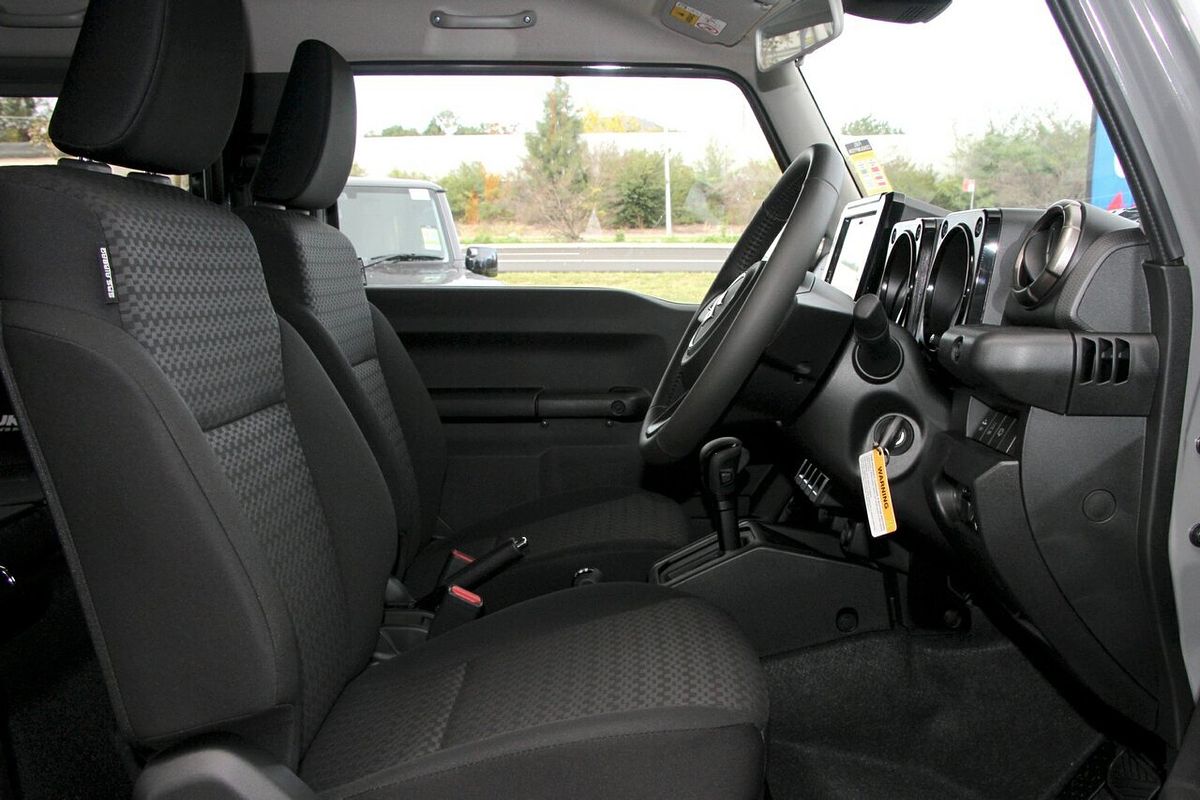 2023 Suzuki Jimny GLX GJ
