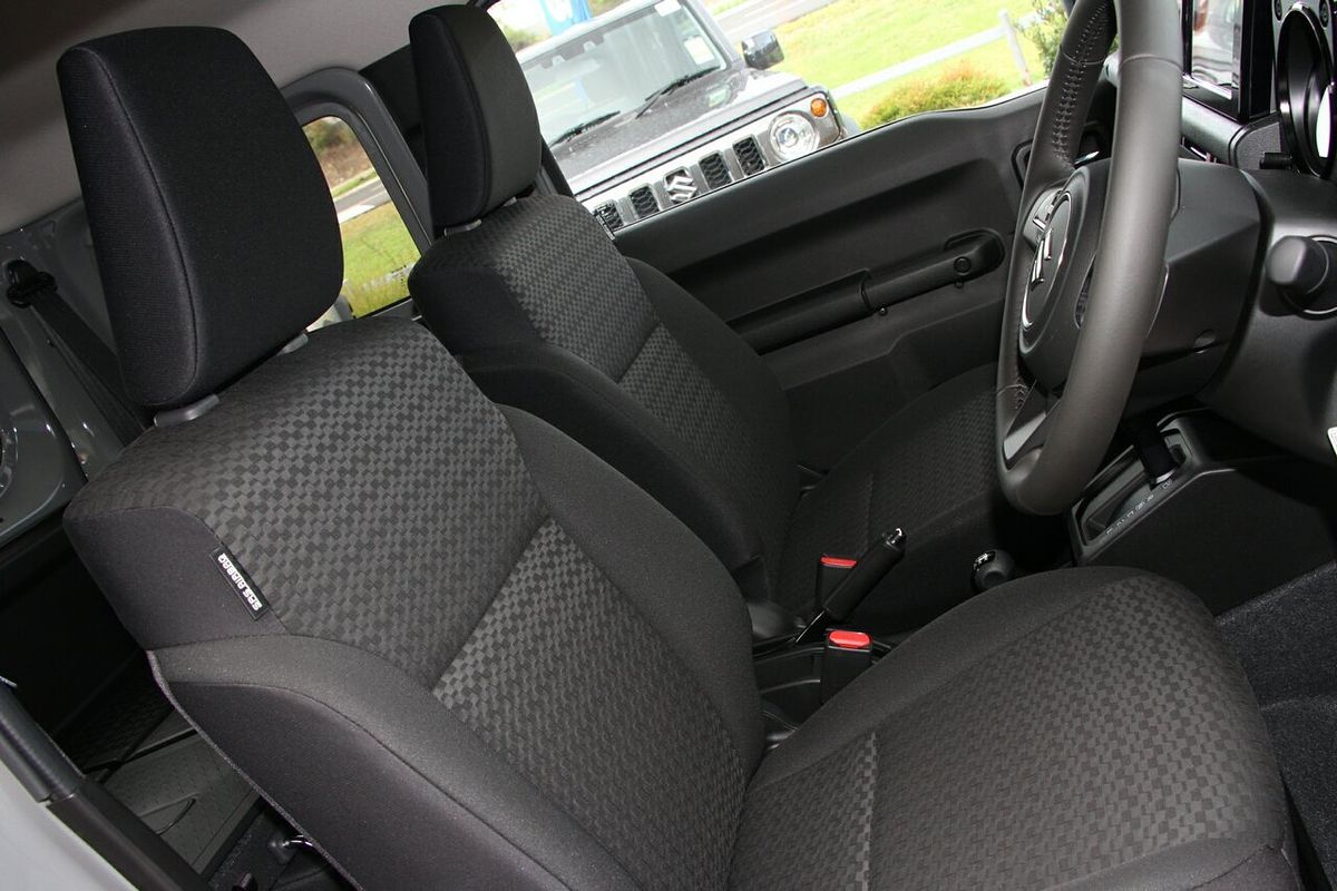 2023 Suzuki Jimny GLX GJ