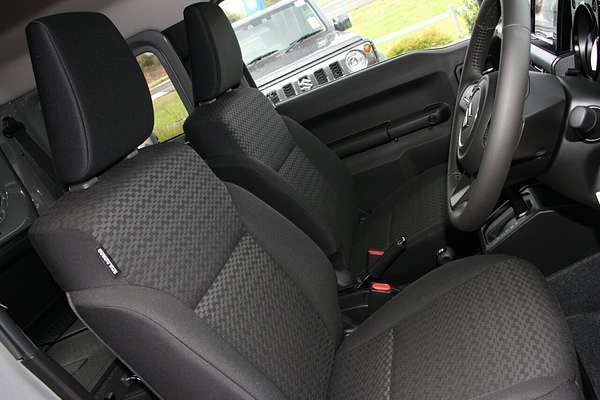 2023 Suzuki Jimny GLX GJ