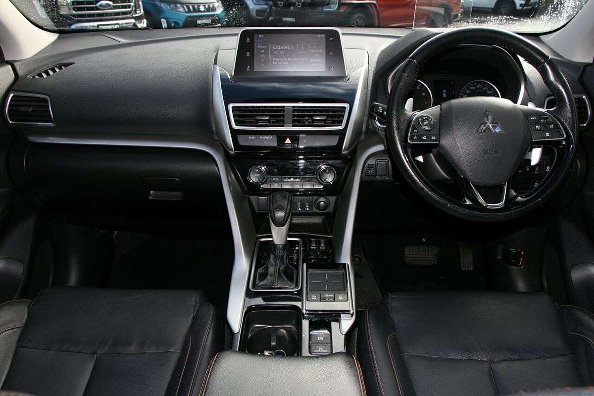 2017 Mitsubishi Eclipse Cross Exceed YA
