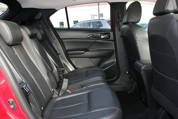 2017 Mitsubishi Eclipse Cross Exceed YA