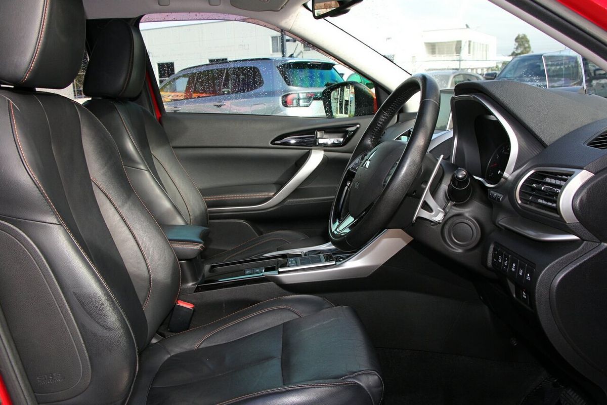 2017 Mitsubishi Eclipse Cross Exceed YA
