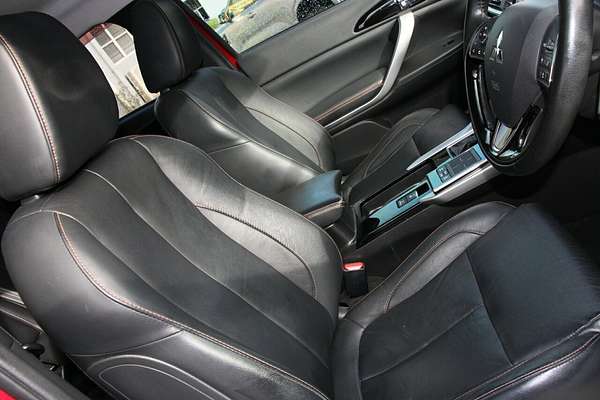 2017 Mitsubishi Eclipse Cross Exceed YA