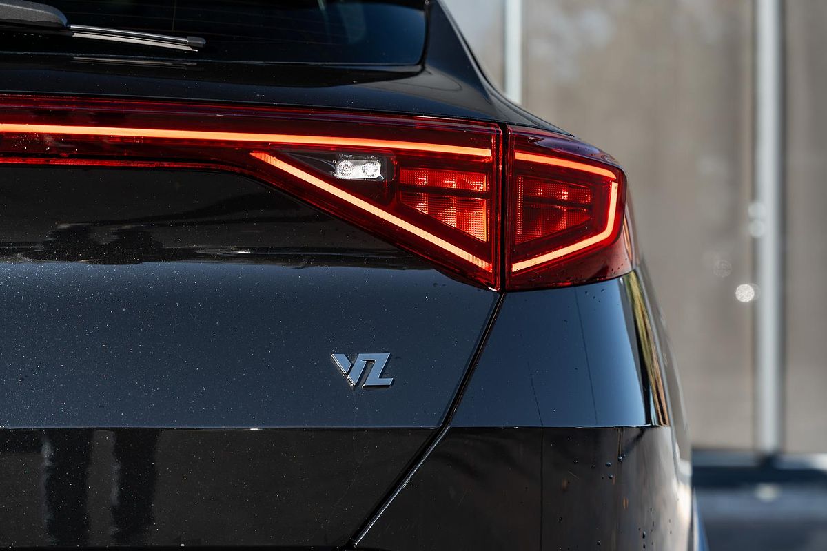 2024 CUPRA Formentor VZx KM