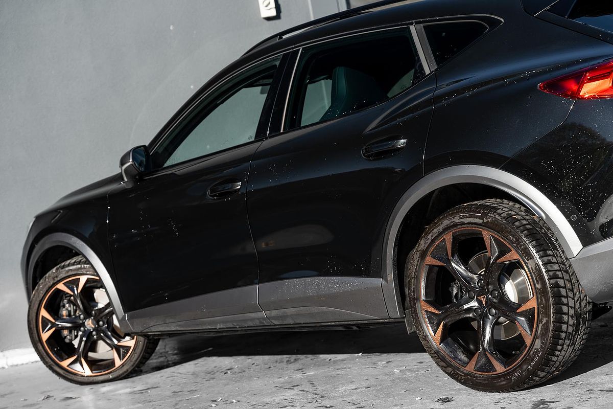 2024 CUPRA Formentor VZx KM