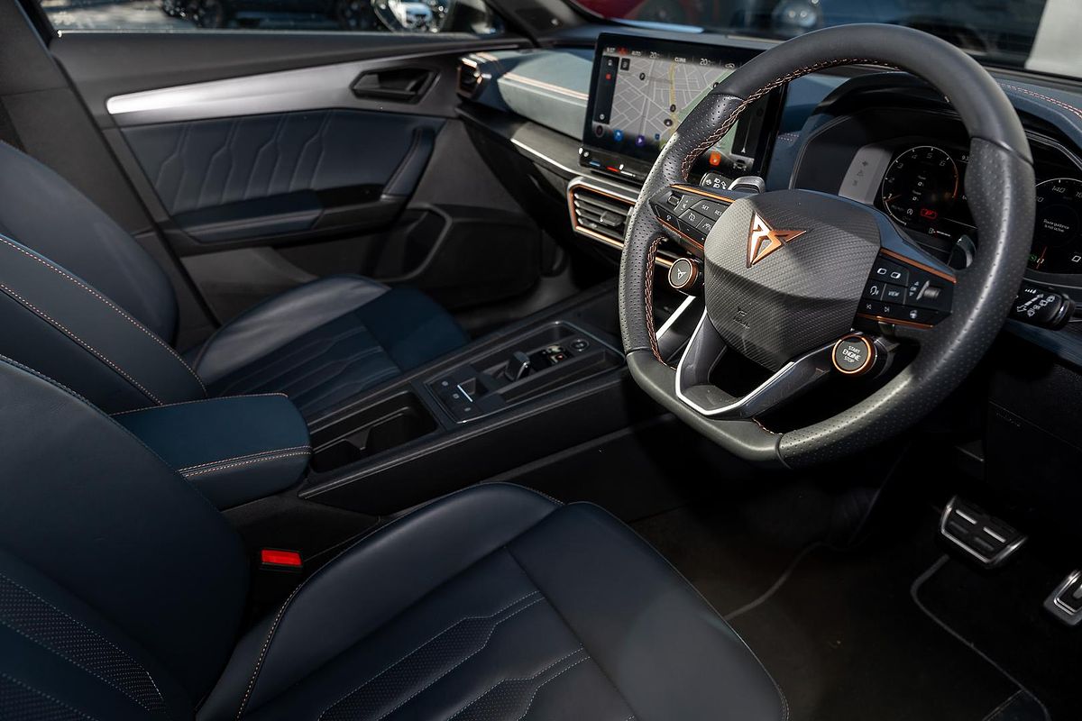 2024 CUPRA Formentor VZx KM