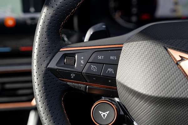 2024 CUPRA Formentor VZx KM