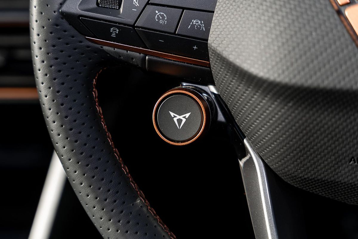 2024 CUPRA Formentor VZx KM