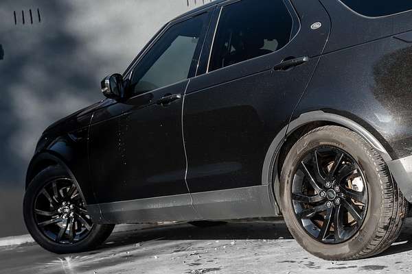 2017 Land Rover Discovery TD6 HSE Series 5