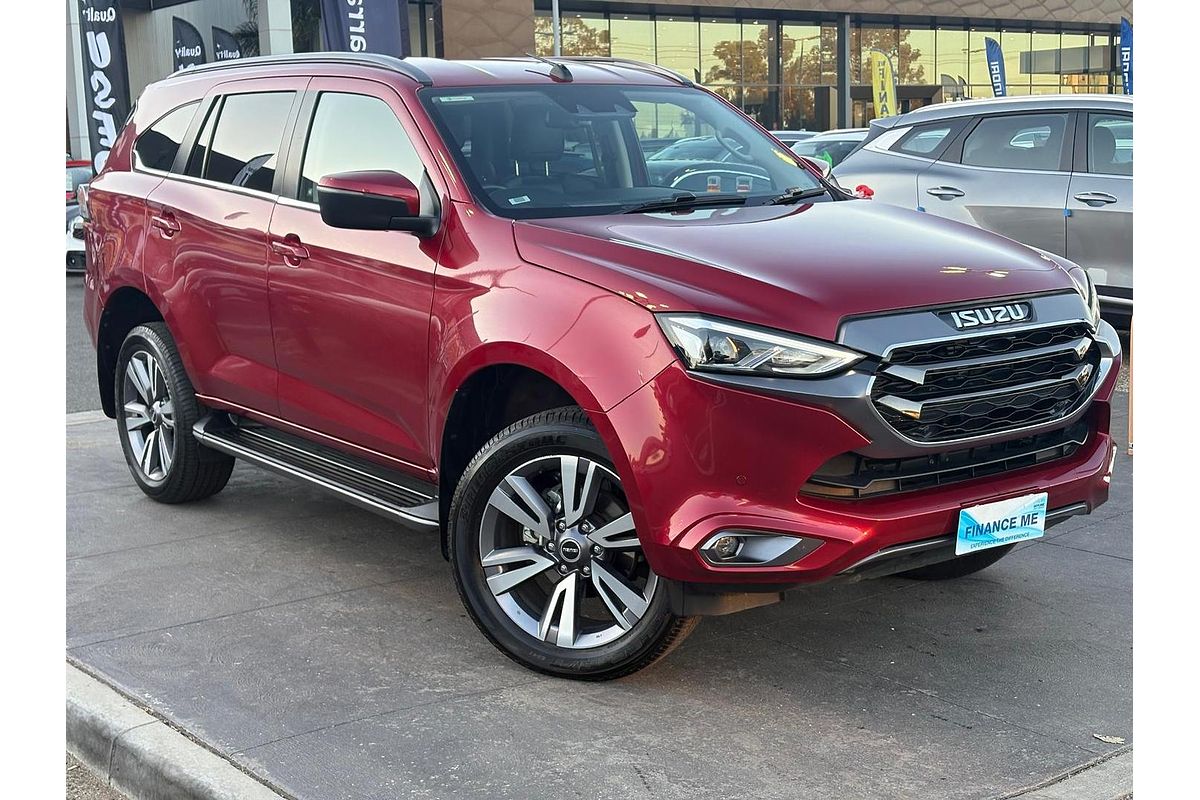 2023 Isuzu MU-X LS-T