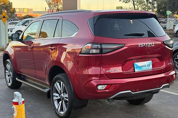 2023 Isuzu MU-X LS-T